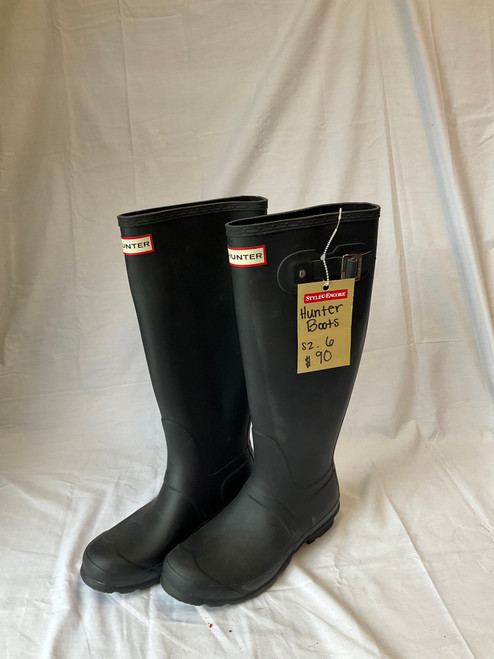 Used Unbranded Winter Boots 6 60045-S000472021 Vist Large View of Product Image Which is Used Unbranded Winter Boots 6