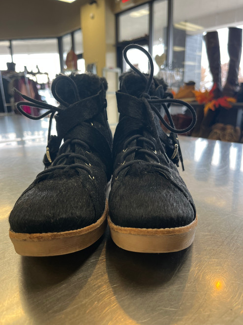 Vist Large View of Product Image Which is Used Unbranded Ankle Boots 9