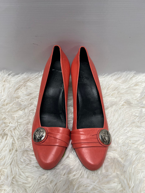 Vist Large View of Product Image Which is Used Gucci Low Heels 8