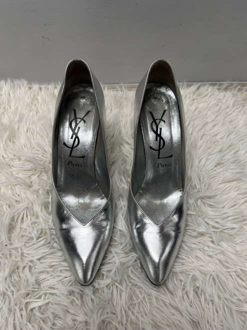 Vist Large View of Product Image Which is Used Yves Saint-Laurent Low Heels 9