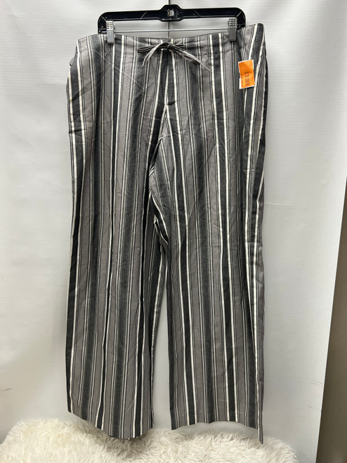 Vist Large View of Product Image Which is Used Tommy Bahama Casual Pant 14-32