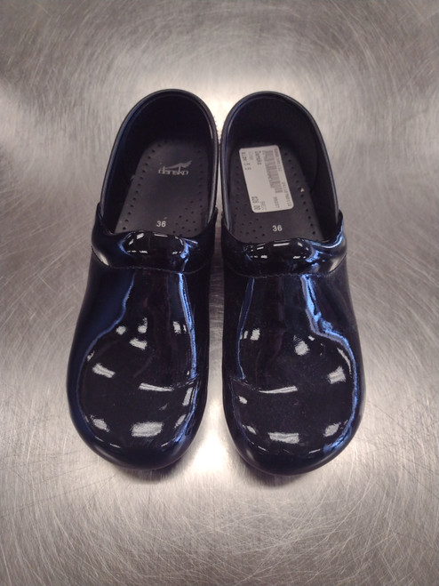 Vist Large View of Product Image Which is Used Dansko Clogs 5.5