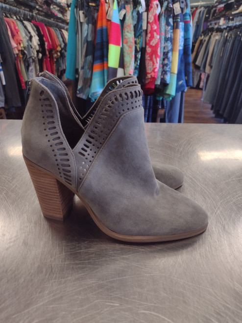 Vist Large View of Product Image Which is Used Vince Camuto Ankle Boots 5.5 60112-S000395478
