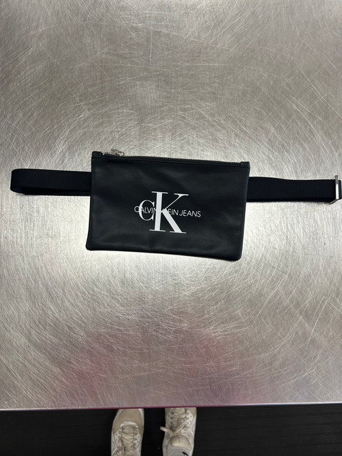 Vist Large View of Product Image Which is Used Calvin Klein Wallet 60112-S000395514