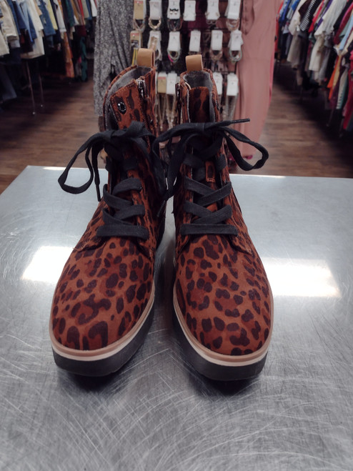 Used Dr. Scholls Ankle Boots 6 60112-S000397929 Vist Large View of Product Image Which is Used Dr. Scholls Ankle Boots 6