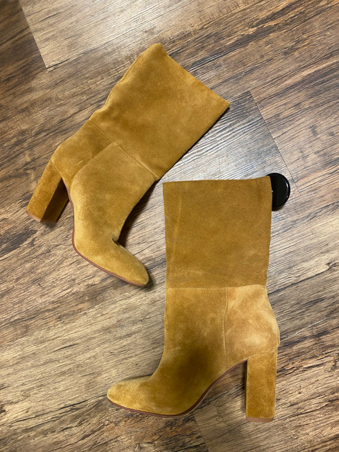 Vist Large View of Product Image Which is Used Chinese Laundry Ankle Boots 7.5