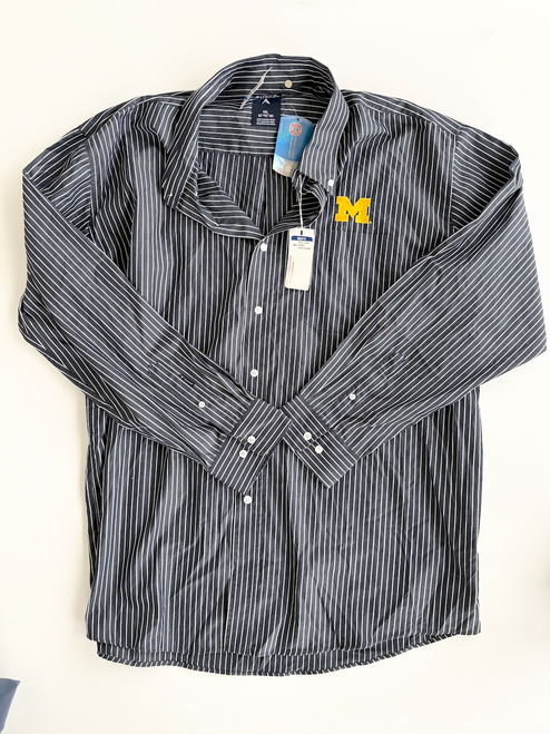Vist Large View of Product Image Which is Used Unbranded Mens Long Sleeve Top 2X/18-18.5