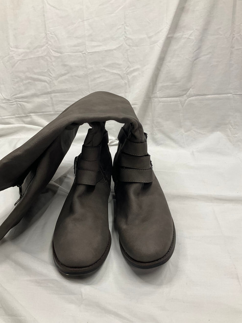 Used Maurices Tall Boots 8 60045-S000694291 Vist Large View of Product Image Which is Used Maurices Tall Boots 8