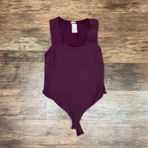 Vist Large View of Product Image Which is Used Free People Sleeveless Top M-8/10