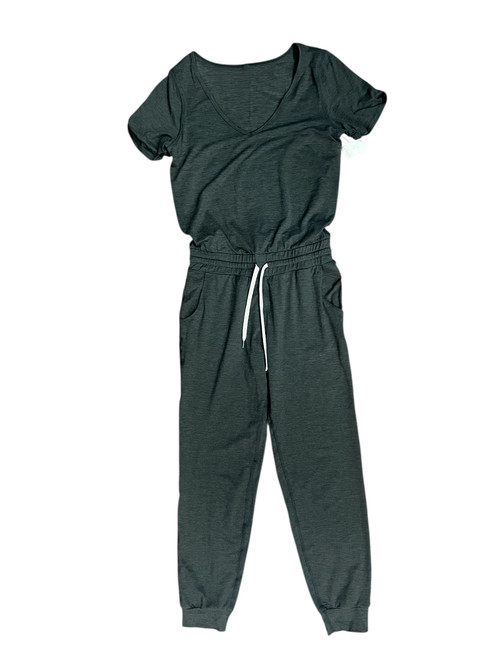 Vist Large View of Product Image Which is Used Vuori Jumpsuit S-4/6