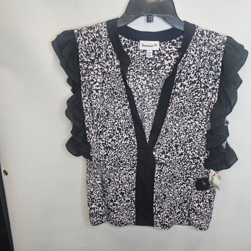 Vist Large View of Product Image Which is Used Veronica M Sleeveless Top S-4/6