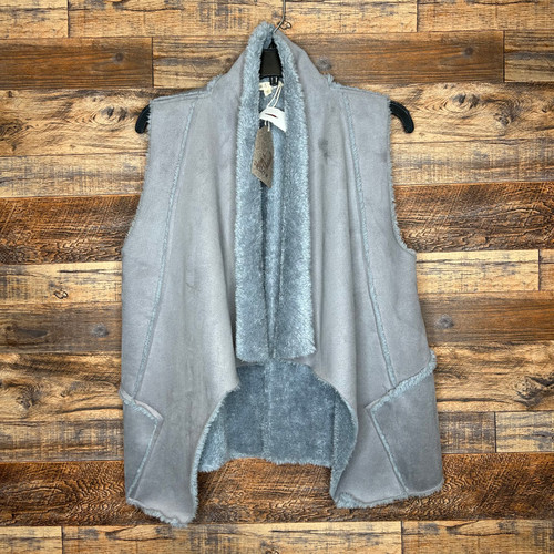 Vist Large View of Product Image Which is NWT Hem & Thread Lightweight Vest S-4/6