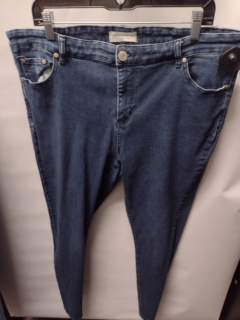 Vist Large View of Product Image Which is Used Eloquii Denim P 18-34