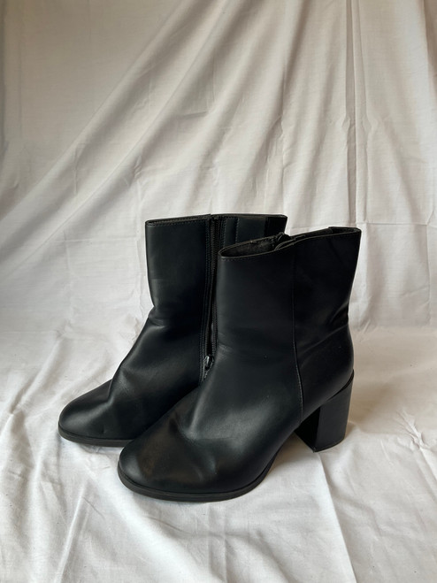 Vist Large View of Product Image Which is Used A New Day Ankle Boots 6