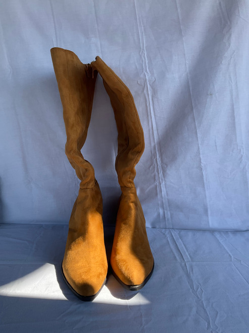 Used Olivia Miller Tall Boots 6.5 60045-S000702835 Vist Large View of Product Image Which is Used Olivia Miller Tall Boots 6.5