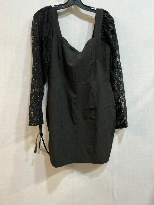 Vist Large View of Product Image Which is Used Club London Short Dress F M-8/10