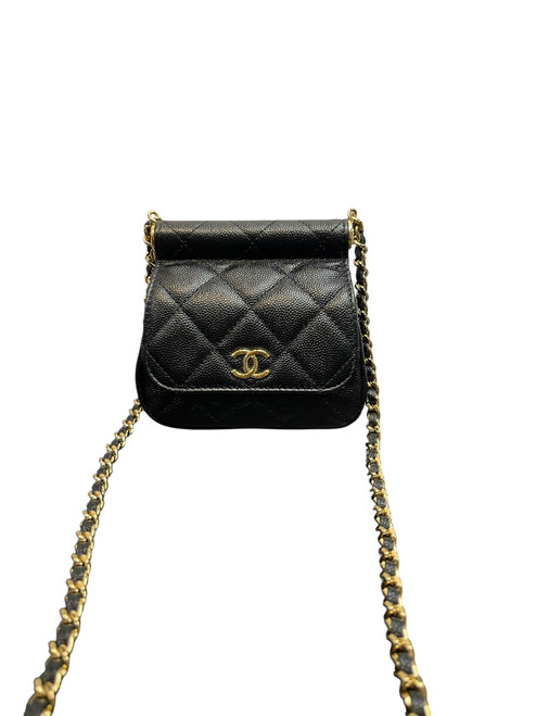 Vist Large View of Product Image Which is Used Chanel Large Leather Handbag