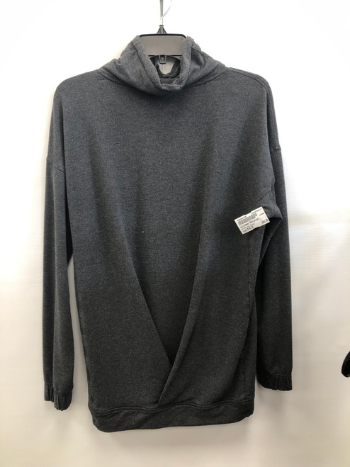 Vist Large View of Product Image Which is Used Grey Lululemon Athletica Active Long Sleeve M-8/10 60117-S000094766