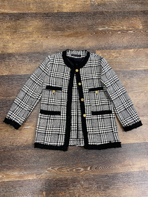 Vist Large View of Product Image Which is Used Zara Short Light Jacket L-12/14