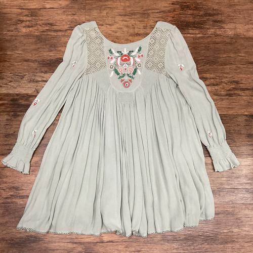 Vist Large View of Product Image Which is Used Free People Short Dress B S-4/6