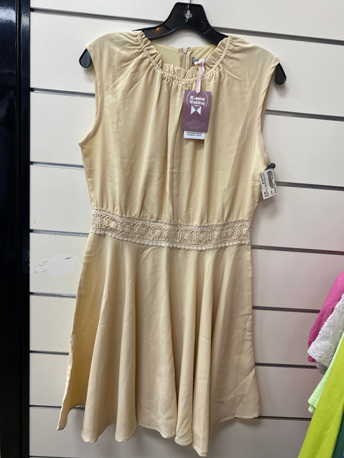 Vist Large View of Product Image Which is Used Eyescream Spring Short Dress F M-8/10