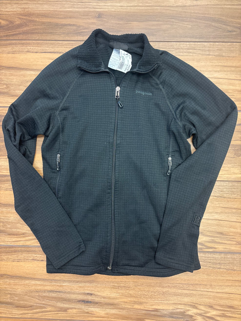 Vist Large View of Product Image Which is Used Patagonia Active Jacket S-4/6