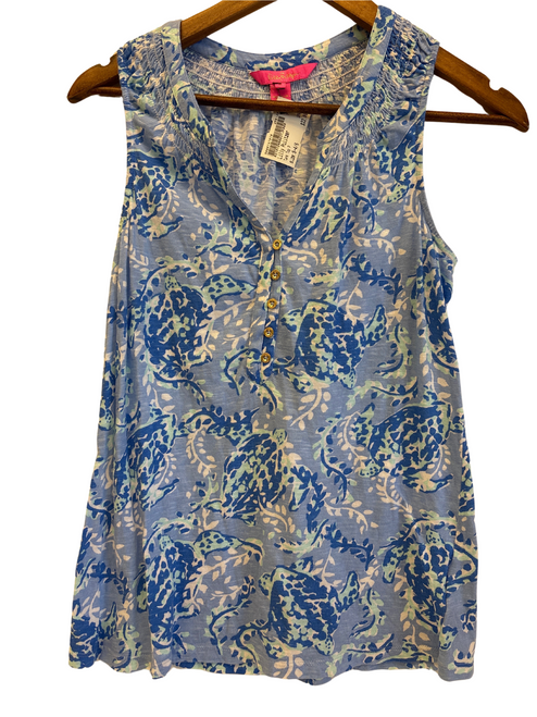 Lilly Pulitzer
Blue and light green turtles tank top