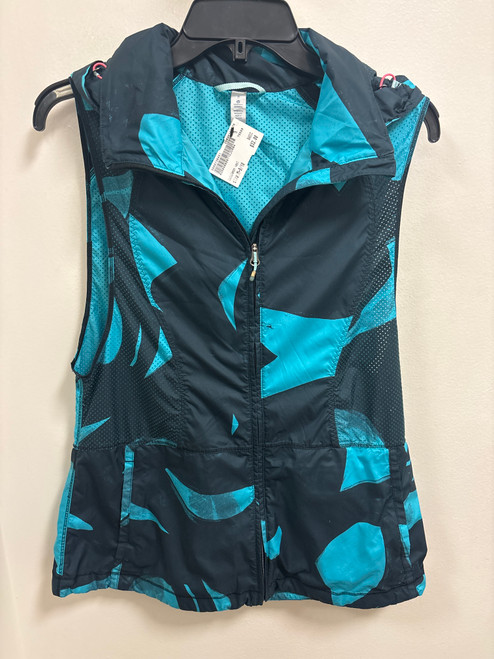 Vist Large View of Product Image Which is Used Lululemon Active Jacket M-8/10