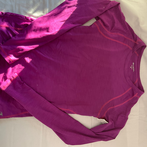 Vist Large View of Product Image Which is Used Champion Active Long Sleeve M-8/10