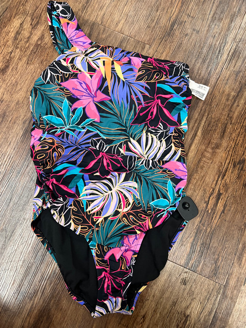 Vist Large View of Product Image Which is Used Unbranded Swimwear 12-31