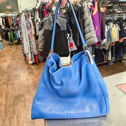 Vist Large View of Product Image Which is Used Coach Large Leather Handbag