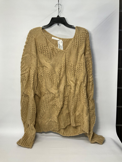 Vist Large View of Product Image Which is Used Altar'd State Heavyweight Sweater F 2X-20