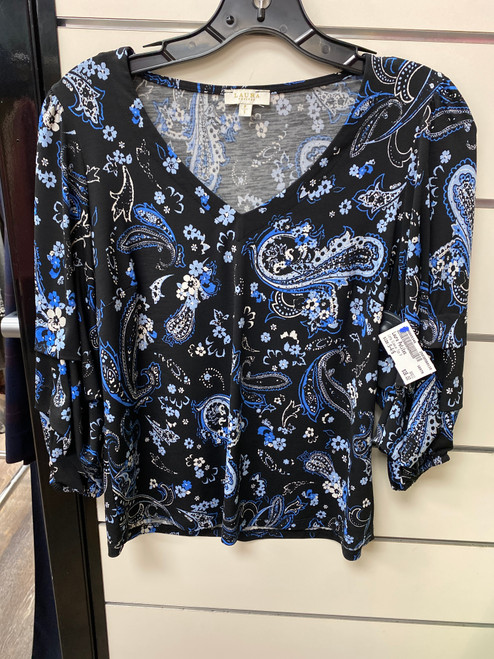 Vist Large View of Product Image Which is Used Laura Petites Long Sleeve Top P S-4/6