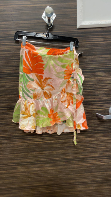 Vist Large View of Product Image Which is Used Zara Short Skirt 0-25