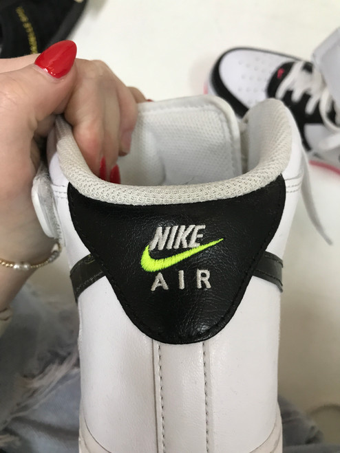 Vist Large View of Product Image Which is Used Unbranded Performance Shoes 10.5