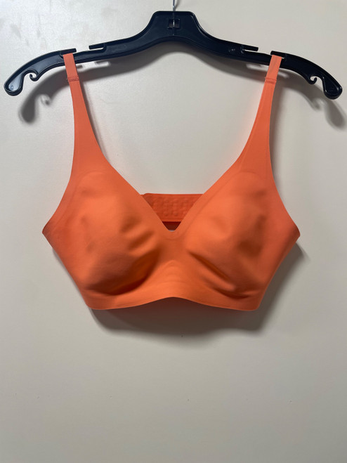 Vist Large View of Product Image Which is Used Puma Sports Bra S-4/6