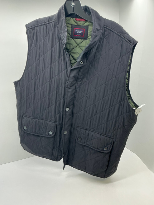 Vist Large View of Product Image Which is Used Untuckit Men's Lightweight Vest XL
