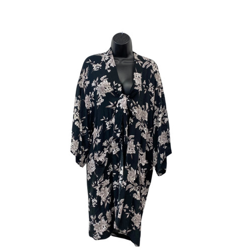 Vist Large View of Product Image Which is Used Spiritual Gangsta Short Sleeve Top M-8/10