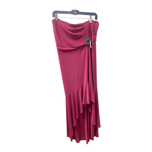 Vist Large View of Product Image Which is Used Express Long Dress B L-12/14