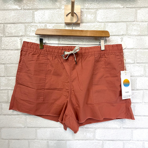 Vist Large View of Product Image Which is Used Vuori Shorts XXL 20/35