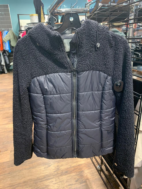 Vist Large View of Product Image Which is Used Soia & Kyo Short Light Jacket S-4/6