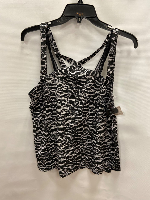 Vist Large View of Product Image Which is Used Fabletics Active Tank Top S-4/6