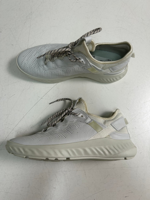 Vist Large View of Product Image Which is Used Ecco Performance Shoes 7