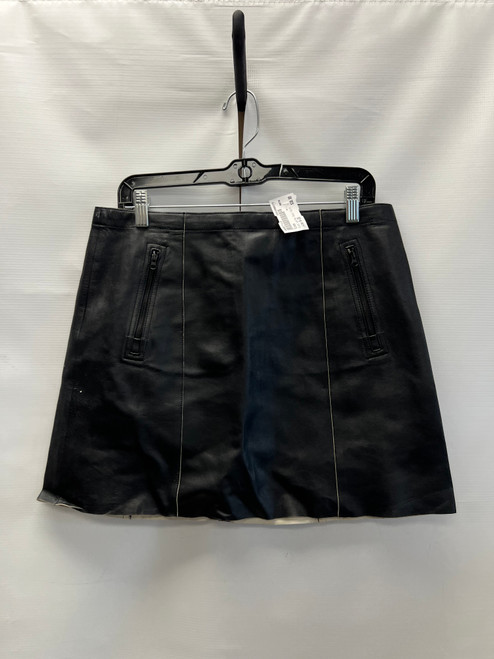 Vist Large View of Product Image Which is Used Vince Short Skirt 6-28