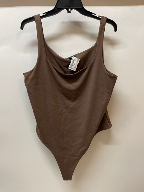 Vist Large View of Product Image Which is Used Banana Republic Tank Top XL-16