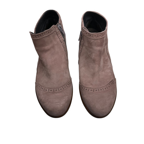 Vist Large View of Product Image Which is Used Naot Ankle Boots 5 60017-S001017555