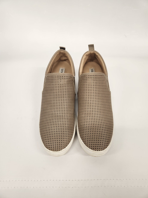 Vist Large View of Product Image Which is Used Steve Madden Casual Shoes 9.5
