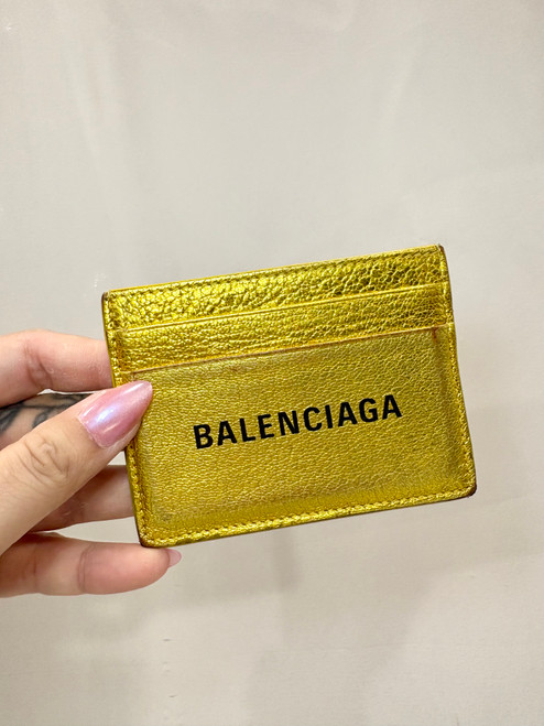 Vist Large View of Product Image Which is Used Balenciaga Cardholder 