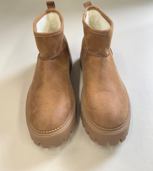 Used DV by Dolce Vita Ankle Boots 8 60006-S001067303 Vist Large View of Product Image Which is Used DV by Dolce Vita Ankle Boots 8