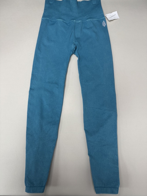 Vist Large View of Product Image Which is Used Free People Active Leggings 2-26